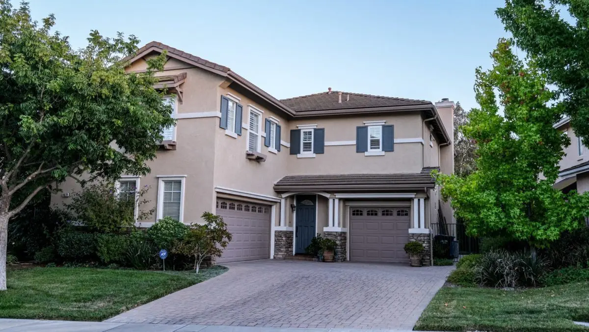 Traditions-Home-Dos-Vientos