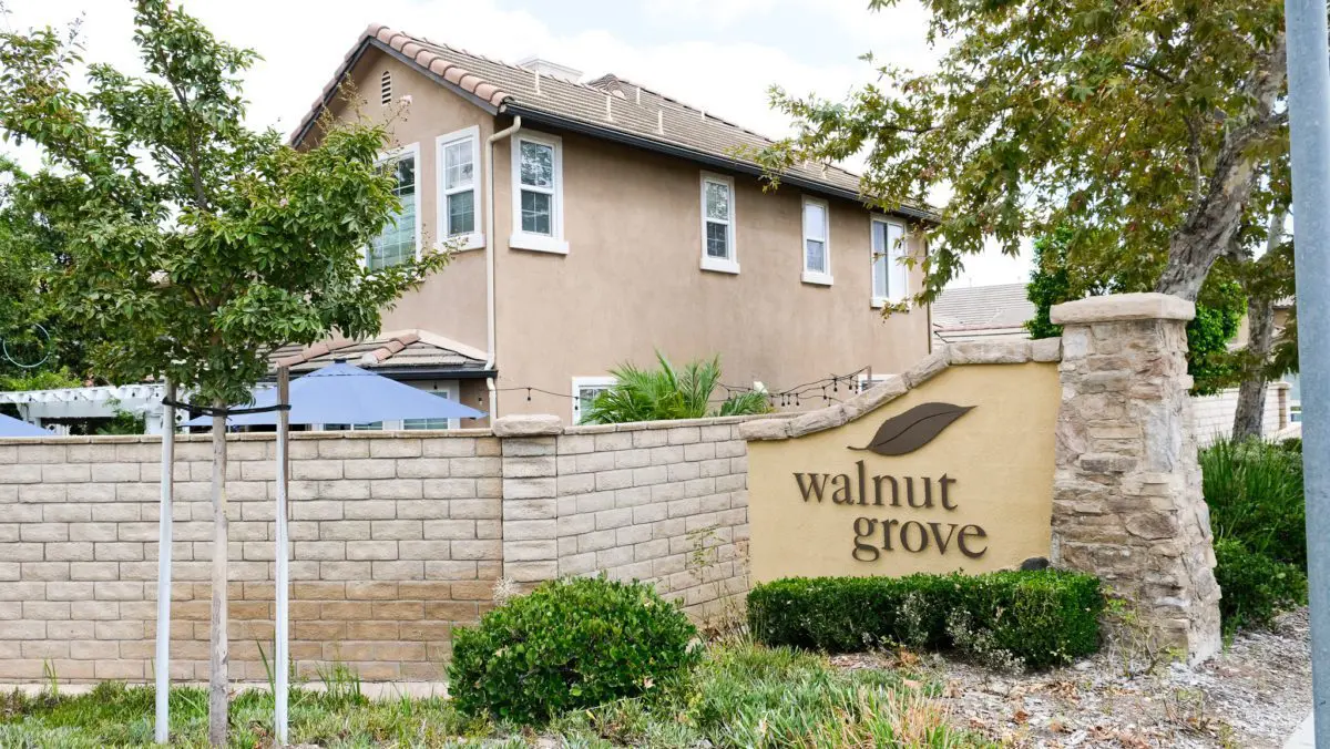 Walnut-Creek-Simi-Valley-Sign