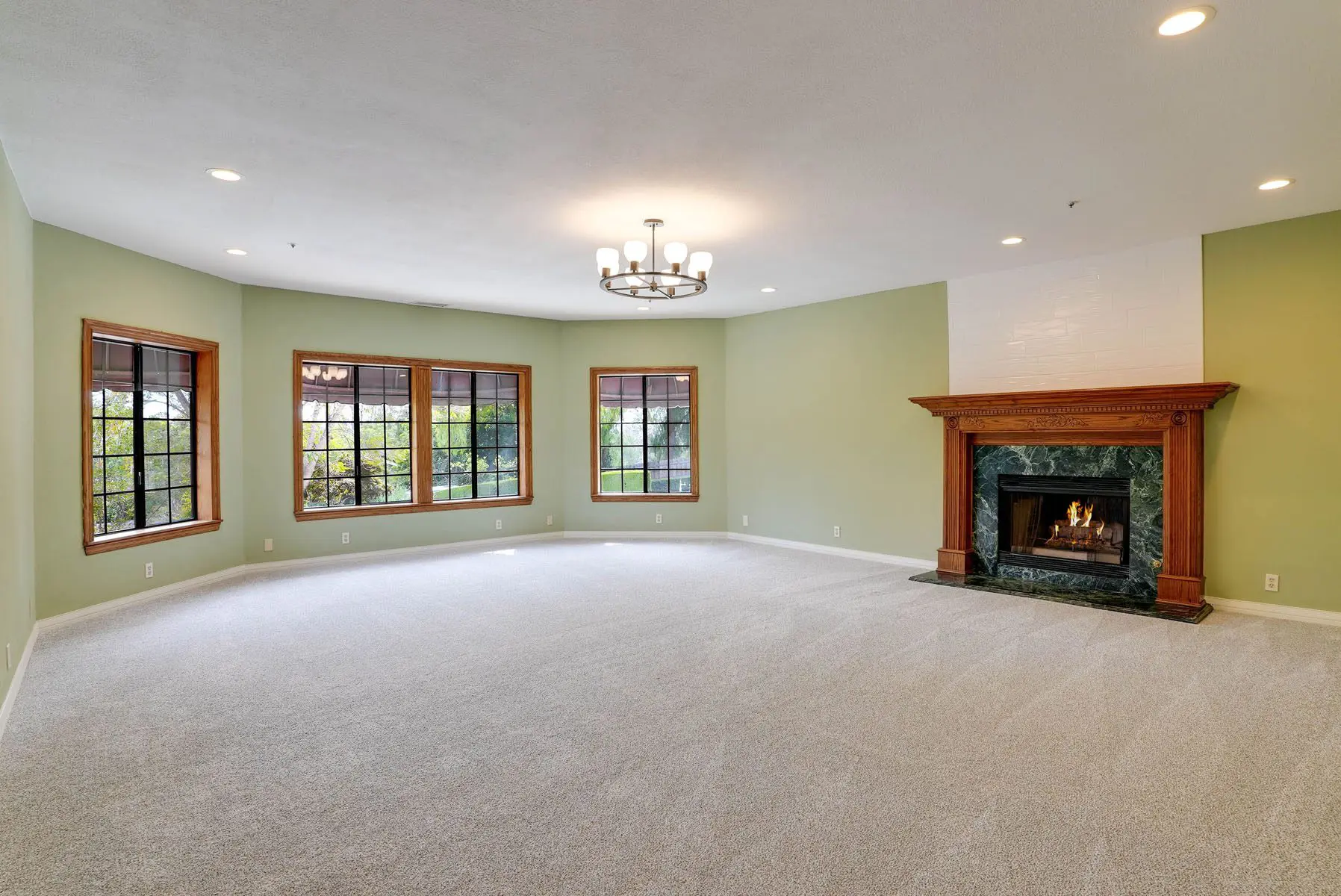 11869 Barranca Camarillo