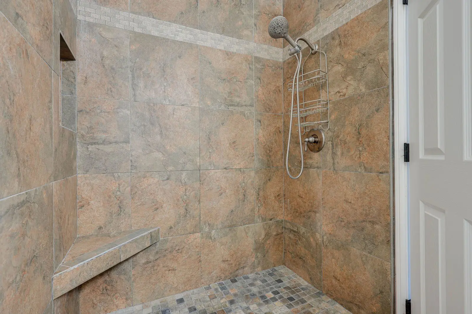 1852 Hillary Ct master bath
