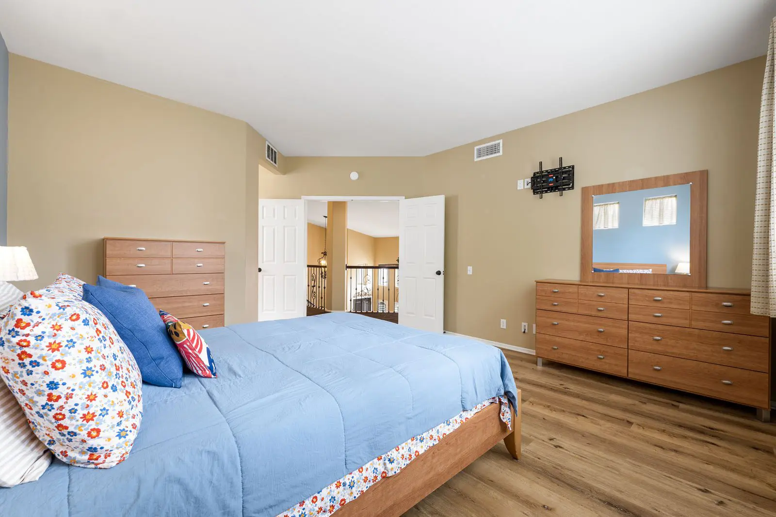 4050 Havenridge Ct. In Moorpark for Sale